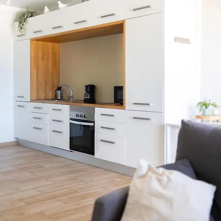 Lovely Modern With An Incredible View 아파트 *