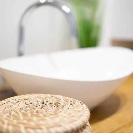 شقة Lovely Modern With An Incredible View أذيخي